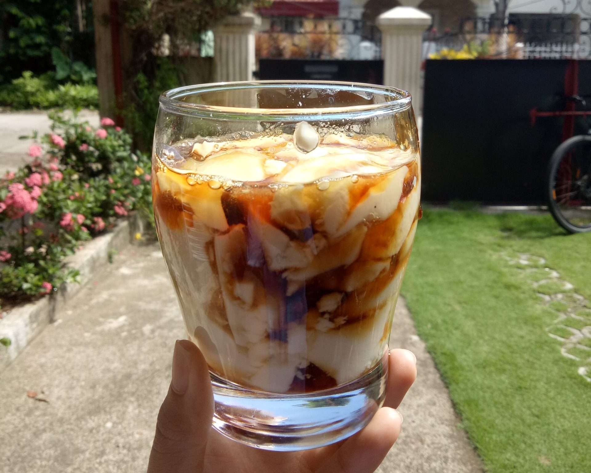 Taho: a must-try yummy street snack in the Philippines